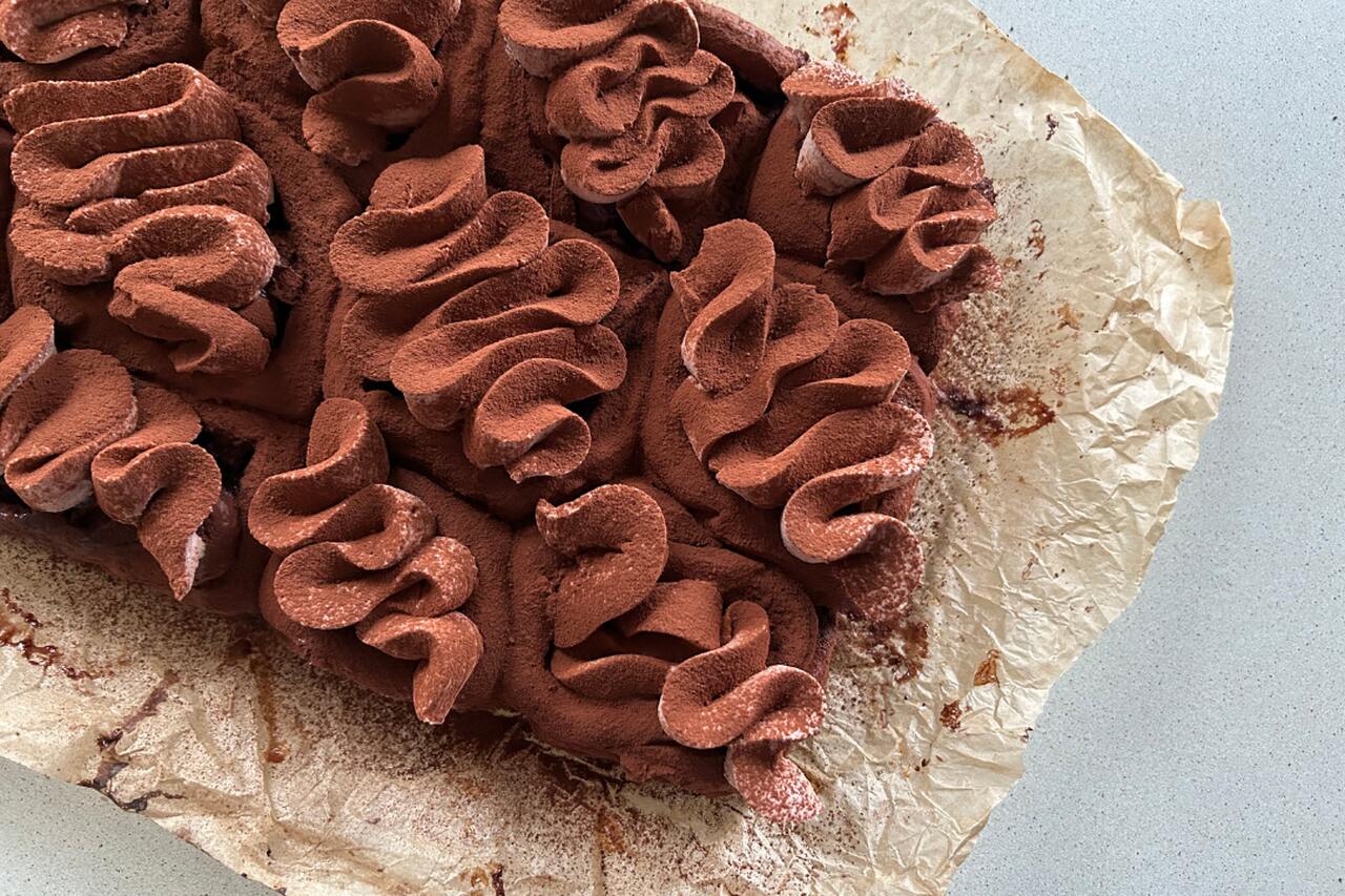 Czekoladowe rollsy ze śliwką